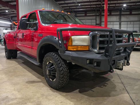 Used 1999 Ford F350 Lariat image 12