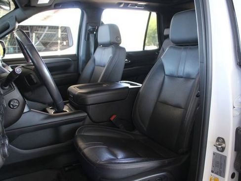 Used 2021 Chevrolet Tahoe RST w/ Luxury Package image 10