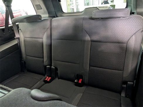 Certified 2023 Chevrolet Suburban LS image 10