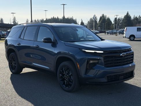 New 2026 Chevrolet Traverse LT w/ Midnight/Sport Edition image 7