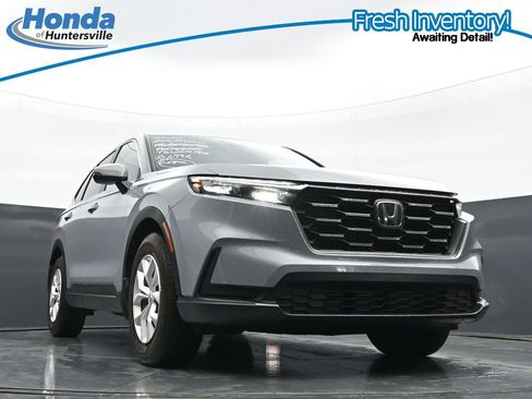 Used 2025 Honda CR-V LX image 39