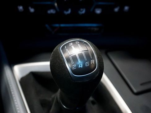 Used 2014 Chevrolet Corvette 2dr Z51 Coupe w/ 3LT Preferred Equipment Group image 16