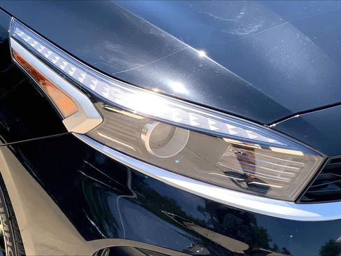 Used 2023 Kia Forte LXS FWD image 27