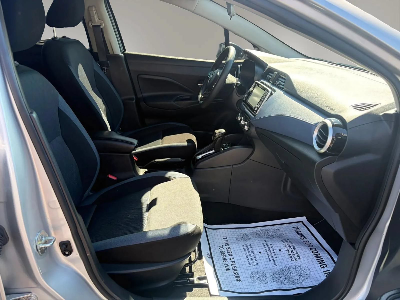 Used 2023 Nissan Versa SV FWD image 34