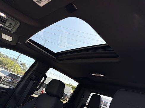 New 2026 GMC Sierra 1500 AT4 w/ Technology Package AWD/4WD image 14