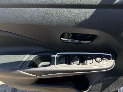 New 2025 Nissan Versa SR w/ Trunk Package image 19