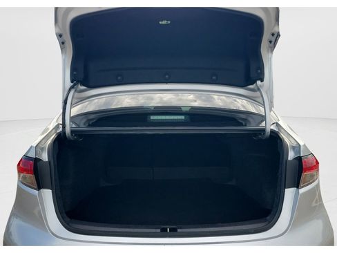 Certified 2025 Toyota Corolla LE FWD image 9