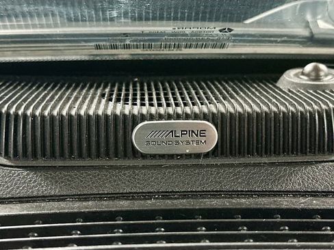 Used 2018 RAM 1500 Laramie image 19