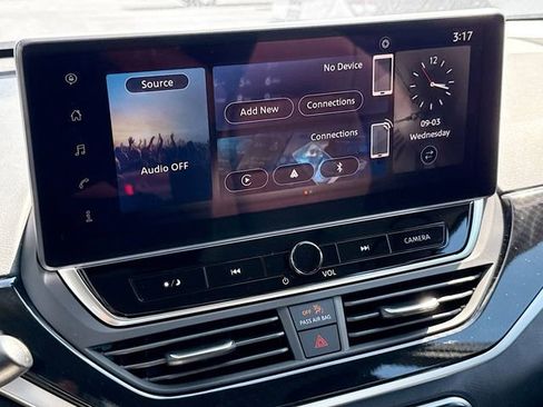 New 2025 Nissan Altima 2.5 SR w/ SR Premium Package image 8