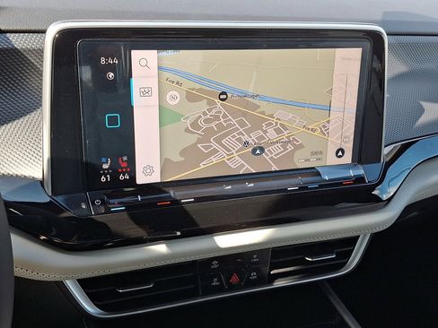 New 2026 Volkswagen Atlas Cross Sport SEL Premium R-Line image 16