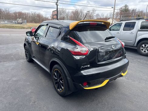 Used 2016 Nissan Juke SV AWD/4WD image 6
