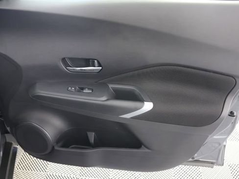 Used 2024 Nissan Kicks SV FWD image 26