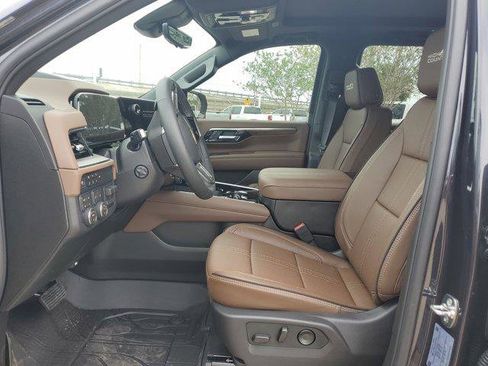 New 2026 Chevrolet Suburban High Country image 19