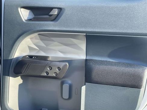 New 2026 Ford Maverick XL image 24