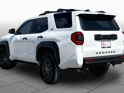 Used 2025 Toyota 4Runner SR5 RWD image 12