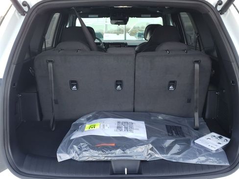 New 2027 Kia Telluride S image 6