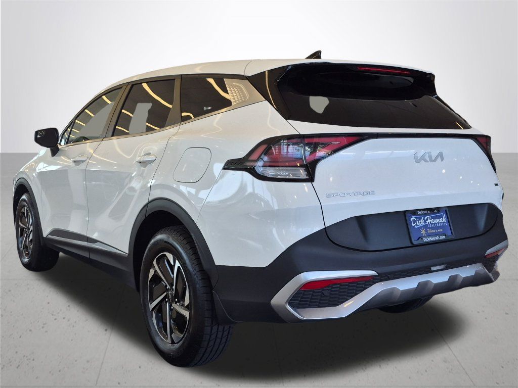 Used 2023 Kia Sportage LX AWD/4WD image 10