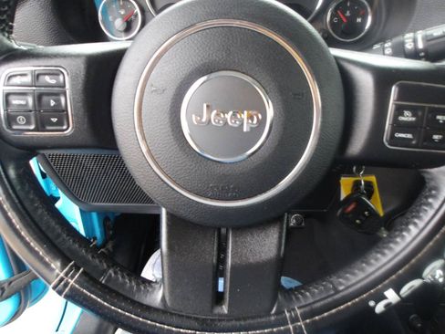 Used 2018 Jeep Wrangler Unlimited Sport S AWD/4WD image 20