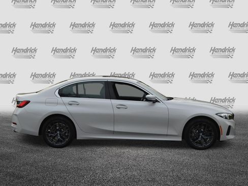 Certified 2025 BMW 330i xDrive Sedan w/ Convenience Package AWD/4WD image 11