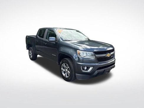 Used 2019 Chevrolet Colorado Z71 AWD/4WD image 3