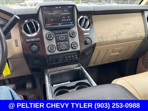 Used 2013 Ford F250 Lariat w/ Lariat Interior Pkg AWD/4WD image 16