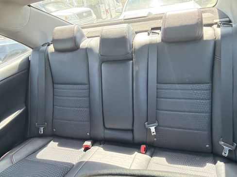 Used 2015 Toyota Camry SE FWD image 3
