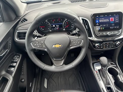 Certified 2024 Chevrolet Equinox Premier FWD image 11