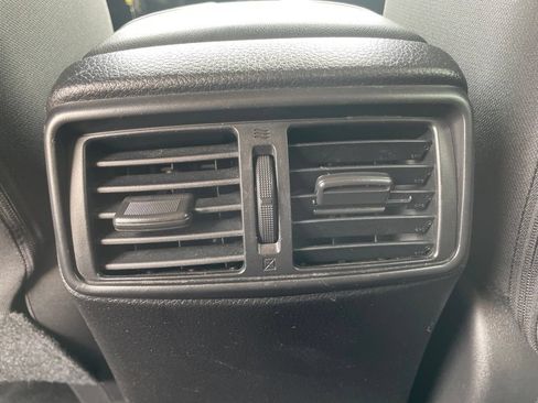 Used 2021 Nissan Rogue Sport S FWD image 20