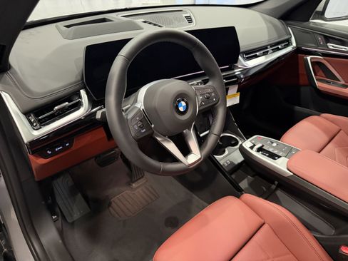 New 2026 BMW X1 xDrive28i w/ Technology Package image 7