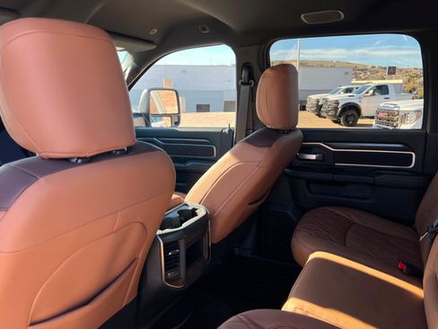 New 2025 RAM 2500 Big Horn AWD/4WD image 19