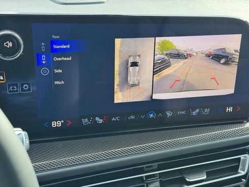 New 2026 Chevrolet Traverse High Country w/ LPO, Floor Liner Package image 23