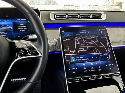 Certified 2022 Mercedes-Benz S 500 4MATIC image 7