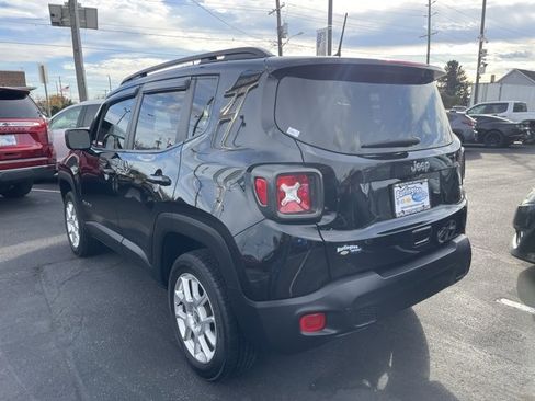 Used 2021 Jeep Renegade Latitude w/ Sun & Sound Group image 5