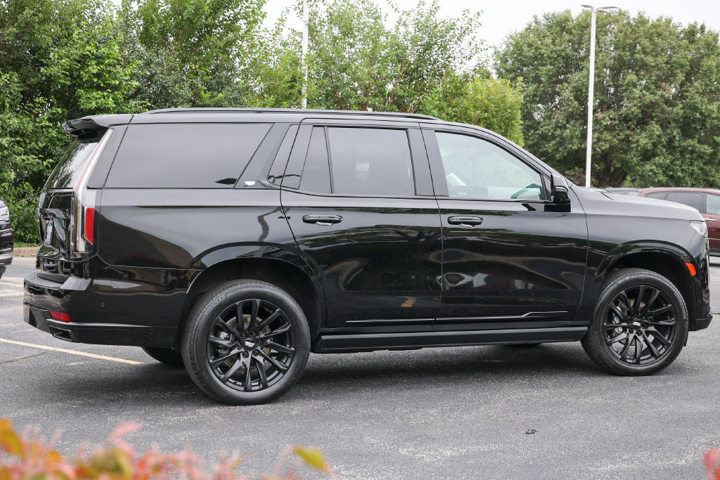 Used 2023 Cadillac Escalade Sport w/ LPO, ONYX Package AWD/4WD image 28