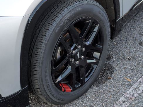 Used 2018 Chevrolet Traverse Premier w/ Redline Edition image 32