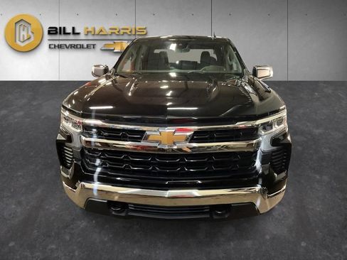 Used 2023 Chevrolet Silverado 1500 LT AWD/4WD image 8