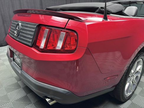 Used 2010 Ford Mustang Premium RWD image 21