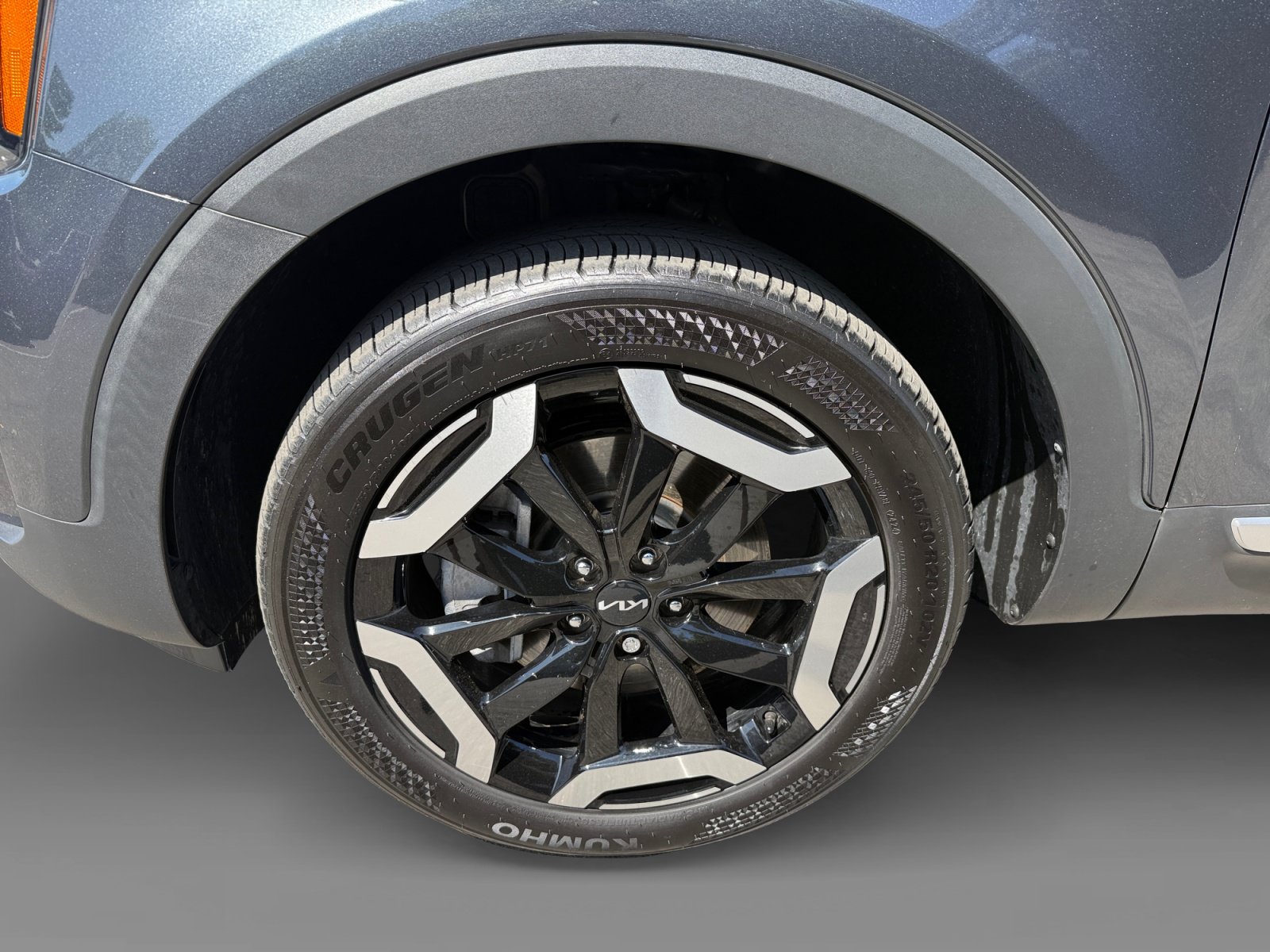Used 2024 Kia Telluride S FWD image 9