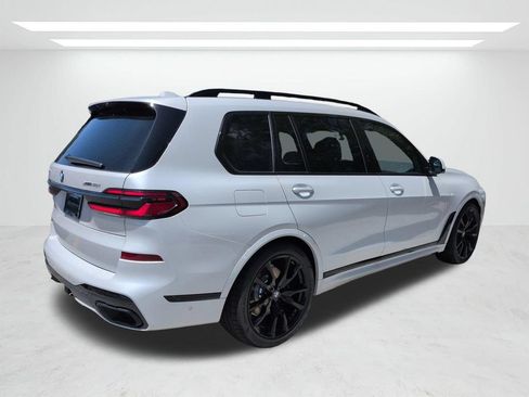New 2027 BMW X7 xDrive40i w/ Executive Package AWD/4WD image 4