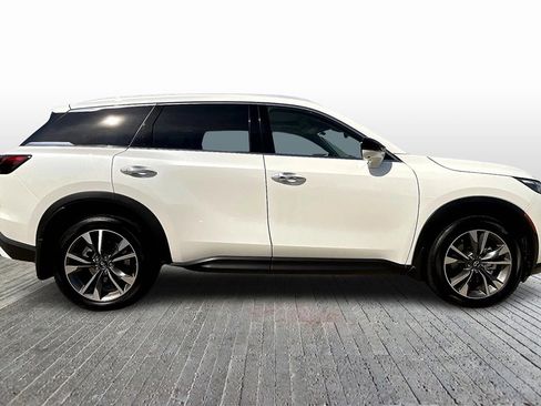 Certified 2025 INFINITI QX60 Luxe image 8