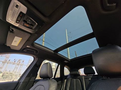Used 2018 BMW X1 xDrive28i AWD/4WD image 32