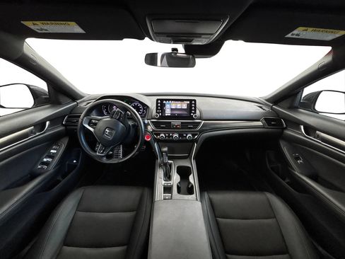 Used 2019 Honda Accord Sport image 17
