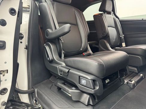 Used 2023 Honda Odyssey Sport image 31