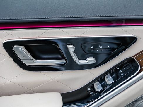 New 2026 Mercedes-Benz S 580 4MATIC Sedan image 22