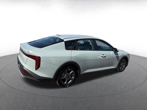 Used 2025 Kia K4 FWD image 14