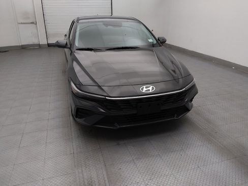 Used 2024 Hyundai Elantra SEL FWD image 14