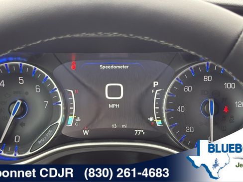 New 2026 Chrysler Voyager LX FWD image 20