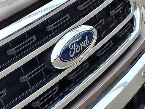 Used 2022 Ford F150 XLT w/ Equipment Group 302A High image 31