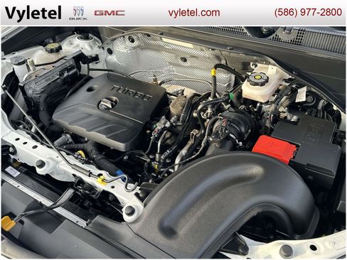 Used 2024 Buick Encore GX Preferred w/ Comfort Package image 8