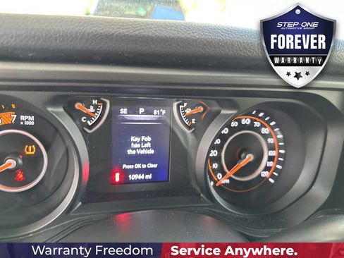 Used 2025 Jeep Wrangler Sport AWD/4WD image 32